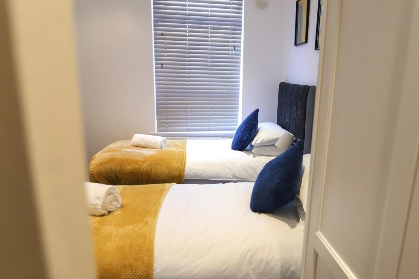New- Modern 2Br Apt Wifi Sleep5 City Centre Шеффілд Екстер'єр фото